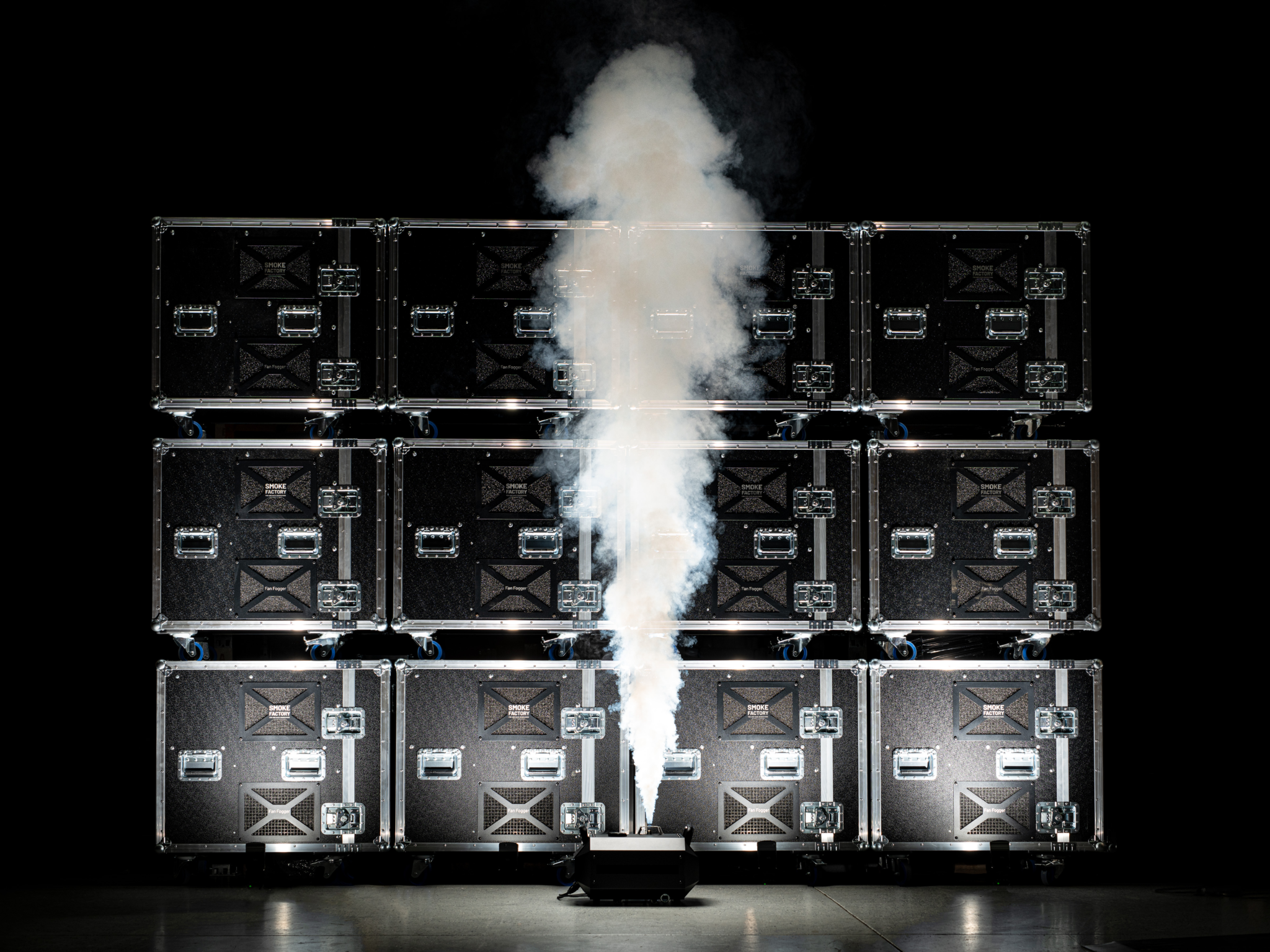 smoke-factory-fog-blaster-shooting-scaled.webp