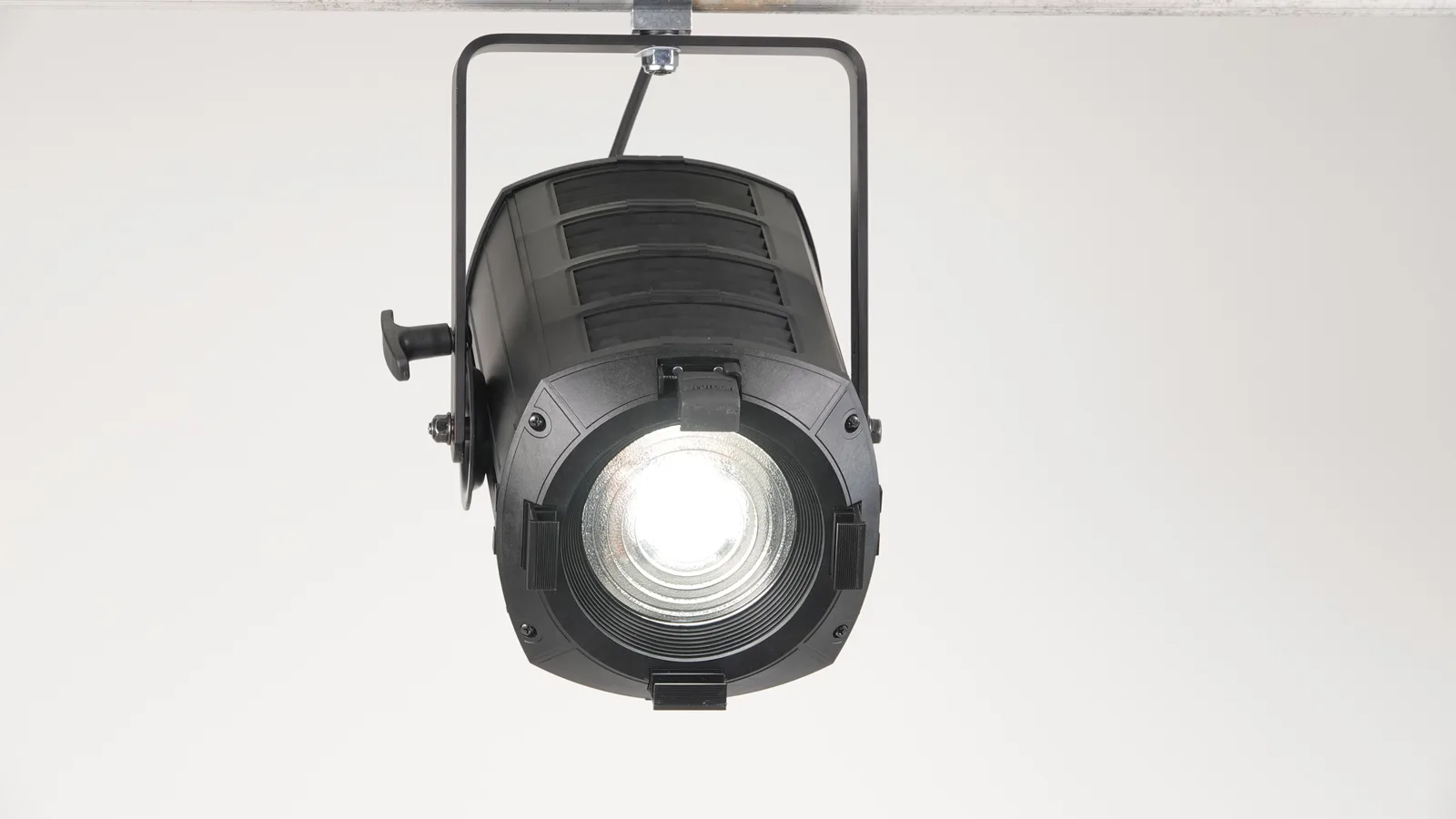 FN HY LED 100 (2).webp