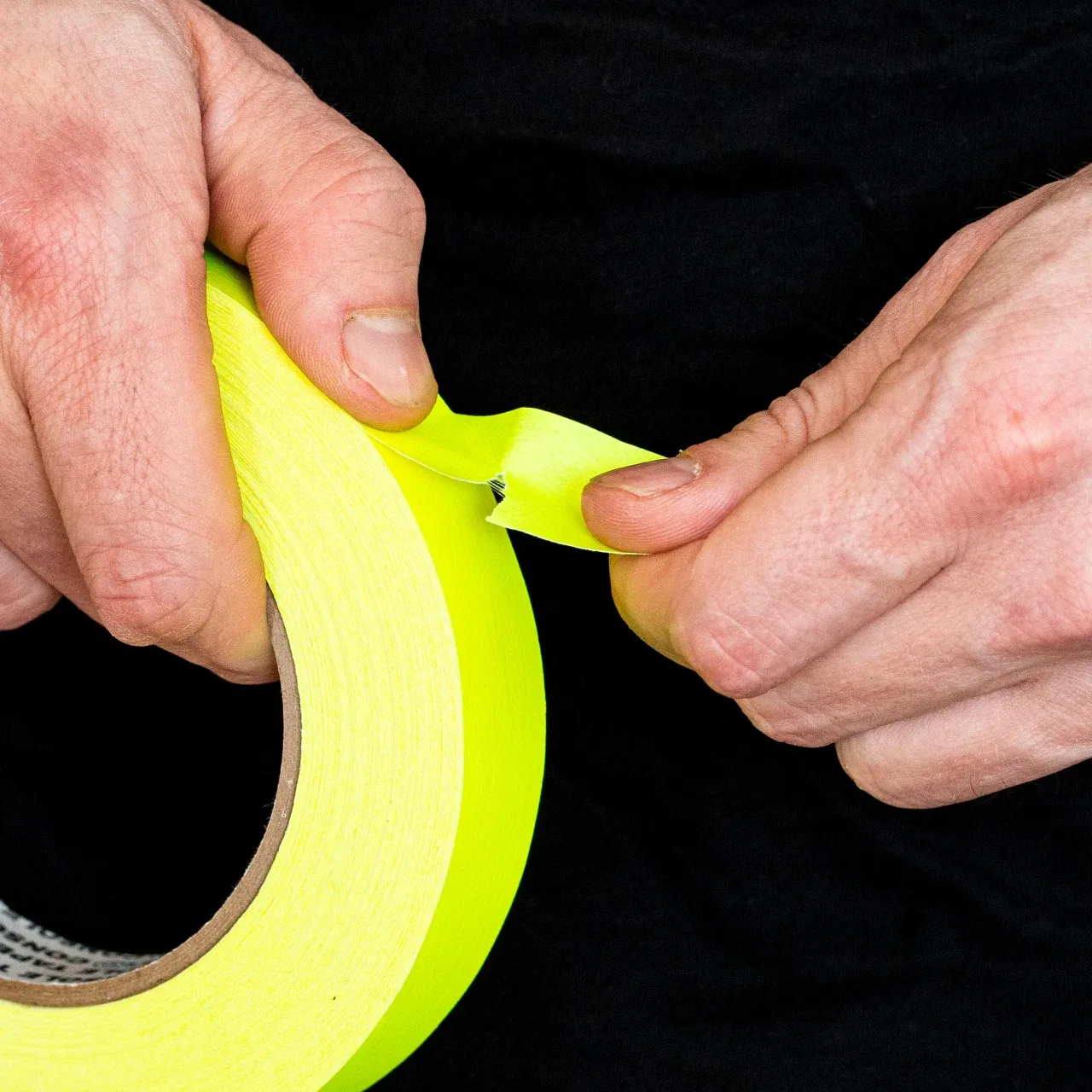 Pro Gaff Console Tape Neon Fluorescent Yellow 24mm x 25m – Bild 6